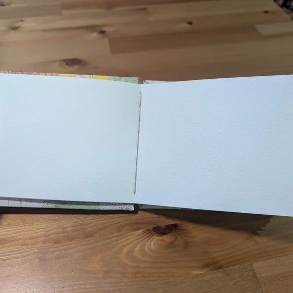 Floral Patterned Notebook - Picture 4 of 6